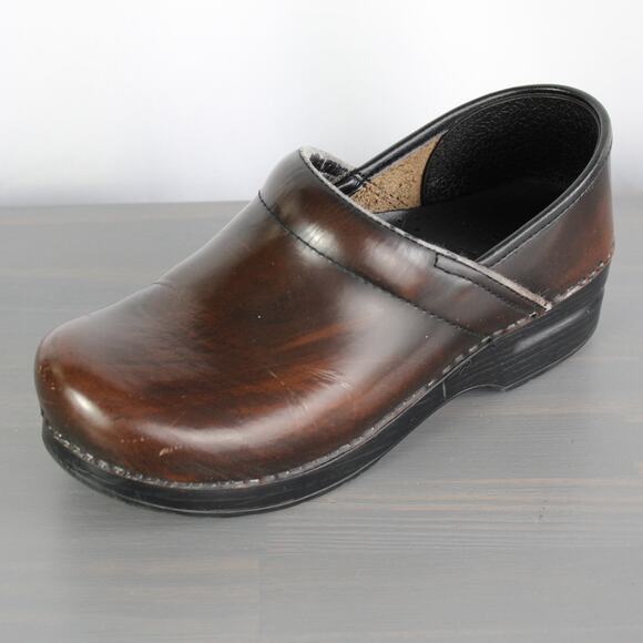 Dansko Shoes - Dansko Brown Leather Clogs Women US 7.5-8 EU 38 Slip On Boho Chunky Nurse Shoes